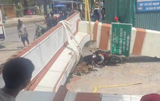 Xe cẩu làm sập cổng làng, bé trai đứt lìa cánh tay