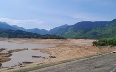Nguyên nhân hồ Truồi cạn nước, lộ đáy quanh Thiền viện Trúc Lâm Bạch Mã