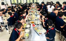 Bài toán quản trị và nề nếp bán trú tại trường học quy mô lớn sau sáp nhập