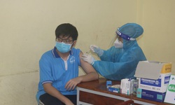 24 tỉnh, th&#224;nh n&#224;o đ&#227; ti&#234;m hơn 2 triệu liều vaccine ph&#242;ng COVID-19 cho trẻ từ 12-17 tuổi?