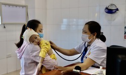 Bệnh viện Sản Nhi Bắc Ninh giảm qu&#225; tải bệnh nhi thời tiết giao m&#249;a