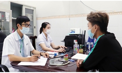 Những th&#225;ch thức, kh&#243; khăn trong điều trị vi&#234;m gan C ở người nhiễm HIV, ti&#234;m ch&#237;ch ma t&#250;y