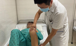 Nhiều ca sốt xuất huyết rơi v&#224;o sốc sớm, chuy&#234;n gia l&#253; giải