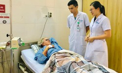 Quảng Ninh: Cứu sống bệnh nh&#226;n người Australia bị  chấn thương gan