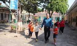 H&#242;a B&#236;nh n&#226;ng cao hoạt động c&#244;ng t&#225;c x&#227; hội gi&#250;p trẻ em cơ nhỡ c&#243; cuộc sống tốt hơn