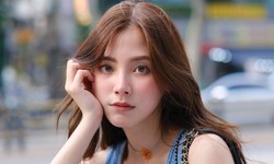 Tết 2023: 5 kiểu t&#243;c xoăn gi&#250;p gương mặt thon gọn v&#224; trẻ trung hơn