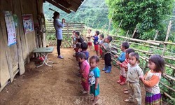 Phấn đấu đến năm 2030 xóa bỏ 100% phòng học nhờ, phòng học tạm cấp mầm non