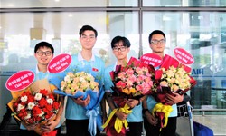 Hai th&#237; sinh đoạt Huy chương Olympic quốc tế mong muốn trở th&#224;nh b&#225;c sĩ giỏi