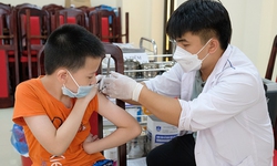 S&#225;ng 15/9: Th&#234;m 1,5 triệu liều vaccine COVID-19 về Việt Nam, theo d&#245;i chặt sự xuất hiện c&#225;c biến thể mới