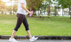 Đi bộ c&#243; lợi cho những người mắc bệnh mạn t&#237;nh?