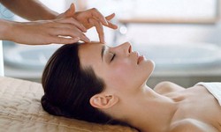 C&#225;ch massage gi&#250;p giảm nếp nhăn mắt