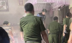 Hiện trường c&#244; g&#225;i tưới 10 l&#237;t xăng l&#234;n người rồi đốt trước nh&#224; bố chồng cũ