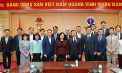 Bộ trưởng Đào Hồng Lan tiếp Thống đốc tỉnh Kanagawa, Nhật Bản