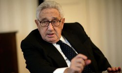 Cựu Ngoại trưởng Mỹ Henry Kissinger qua đời ở tuổi 100