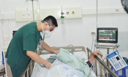 C&#225;ch ph&#226;n biệt sốt xuất huyết v&#224; sốt ph&#225;t ban