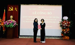 Bộ trưởng Đào Hồng Lan trao quyết định bổ nhiệm Viện trưởng Viện Chiến lược và Chính sách y tế