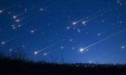 Mưa sao băng Geminids đạt cực đại v&#224;o l&#250;c n&#224;o?