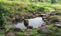 Khám phá giếng cổ nghìn năm không bao giờ cạn giữa vùng đất chỉ có gió lào, cát trắng