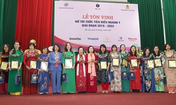 T&#244;n vinh nữ tr&#237; thức ti&#234;u biểu ng&#224;nh y: Ph&#225;t huy hơn nữa t&#224;i năng, tr&#237; tuệ của c&#225;c nữ tr&#237; thức
