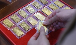 Gi&#225; v&#224;ng h&#244;m nay (ng&#224;y 21/3): Biến động tr&#225;i chiều