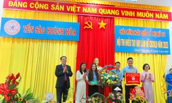 C&#244;ng ty Yến s&#224;o Kh&#225;nh H&#242;a s&#244;i nổi hoạt động &#253; nghĩa dịp m&#249;ng 8 th&#225;ng 3