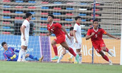 Ph&#242;ng ngự yếu k&#233;m, U22 Việt Nam bại trận tại b&#225;n kết SEA Games 32