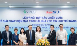 VinES v&#224; SolarBK hợp t&#225;c th&#250;c đẩy sử dụng giải ph&#225;p điện mặt trời m&#225;i nh&#224; k&#232;m pin lưu trữ năng lượng tại Việt Nam