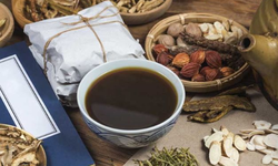 Những lưu &#253; khi sắc thuốc đ&#244;ng y