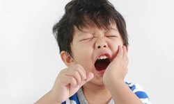 7 th&#243;i quen xấu ở trẻ khiến răng miệng bị ảnh hưởng