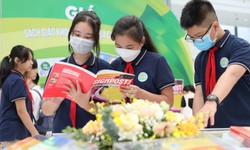 Nhiều nước đang sử dụng s&#225;ch gi&#225;o khoa thế n&#224;o?