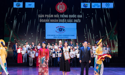 Eye Ruby được vinh danh Top 10 thương hiệu - nhãn hiệu nổi tiếng Quốc gia 2023
