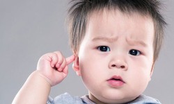 B&#233; trai thủng m&#224;ng nhĩ do lấy r&#225;y tai tại nh&#224;, 4 lưu &#253; để ph&#242;ng tr&#225;nh