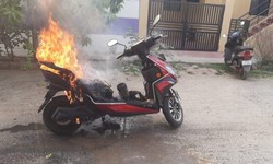 C&#244;ng an TPHCM hướng dẫn c&#225;ch giảm nguy cơ ch&#225;y nổ đối với xe đạp điện, xe m&#225;y điện tại c&#225;c chung cư