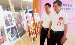 Thứ trưởng Bộ Y tế k&#234;u gọi quan t&#226;m chăm s&#243;c phụ nữ mang thai v&#224; trẻ em