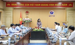 Bộ trưởng Bộ Y tế Đ&#224;o Hồng Lan v&#224; đo&#224;n c&#244;ng t&#225;c Ch&#237;nh phủ l&#224;m việc với tỉnh Bắc Ninh, Lạng Sơn