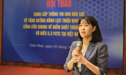 Chuyên gia y tế lo ngại khi giới trẻ sử dụng thuốc lá điện tử gia tăng