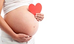 Bổ sung sắt đ&#250;ng c&#225;ch cho b&#224; bầu