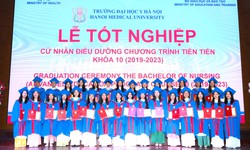 Trường Đại học Y H&#224; Nội trao bằng tốt nghiệp cho cử nh&#226;n Điều dưỡng chương tr&#236;nh ti&#234;n tiến Kh&#243;a 10