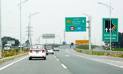 Bộ GTVT phản hồi đề nghị cao tốc phải 3 l&#224;n trở l&#234;n v&#224; tốc độ tối đa 100km/h