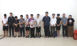 Triệt x&#243;a đường d&#226;y tội phạm xuy&#234;n quốc gia ph&#225;t t&#225;n hơn 19 triệu nội dung đồi trụy