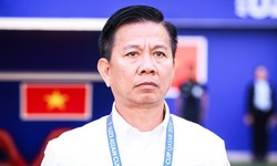 HLV Ho&#224;ng Anh Tuấn chia tay U23 Việt Nam