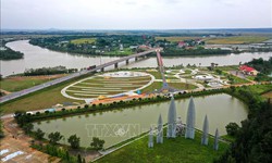Th&#225;ng 4 ở &#39;v&#224;nh đai trắng&#39; năm xưa