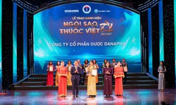 C&#244;ng ty CP Dược Danapha nhận danh hiệu “Ng&#244;i sao thuốc Việt” lần thứ 2