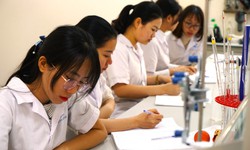 Mức điểm x&#233;t tuyển IELTS v&#224;o c&#225;c trường đại học Y Dược