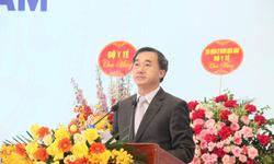Xây dựng, triển khai chính sách, đảm bảo thu nhập và điều kiện làm việc tốt hơn cho điều dưỡng