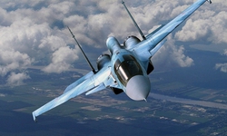 &#39;Th&#250; mỏ vịt Su-34&#39; mang bom lượn FAB-3000 tấn c&#244;ng Ukraine