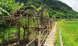 Thi&#234;n đường P&#249; Lu&#244;ng giữa đại ng&#224;n