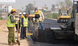 Xuy&#234;n Tết thi c&#244;ng đường V&#224;nh đai 4 v&#249;ng Thủ đ&#244;