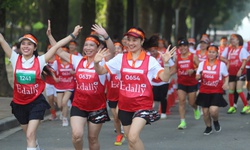 Gần 2.000 người tham gia giải chạy hưởng ứng v&#236; m&#244;i trường kh&#244;ng kh&#243;i thuốc