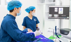 Trồng răng Implant c&#243; đau kh&#244;ng? giải m&#227; nỗi lo của người mất răng